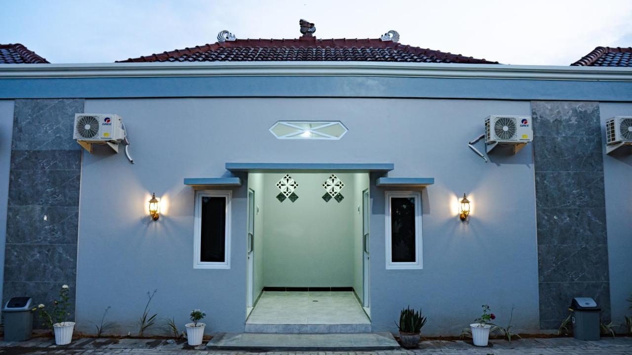 Sitiinggil Guest House Syariah Tegal  Exterior photo